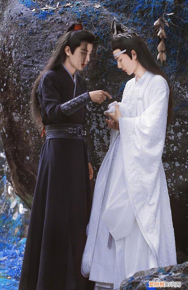 臧洪娜和肖战什么关系？大明星身边小配角不简单