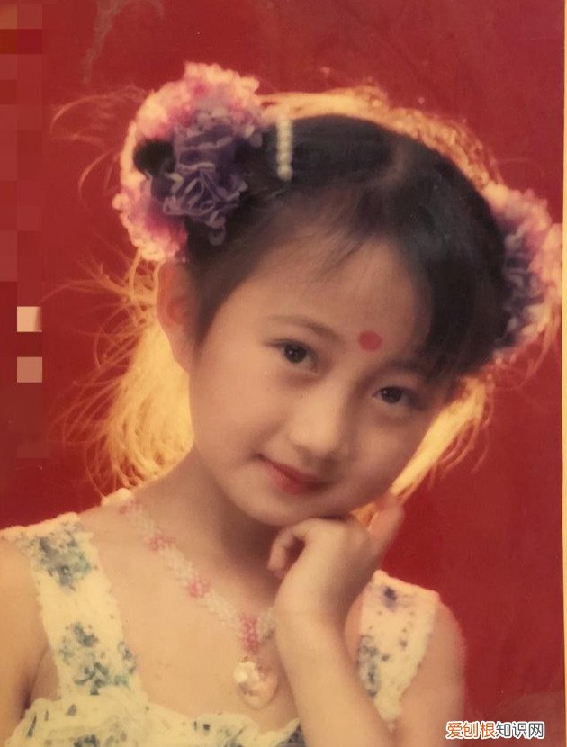 臧洪娜和肖战什么关系？大明星身边小配角不简单