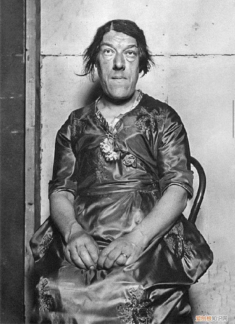 年轻时照片令人感慨 世界上最丑的女人