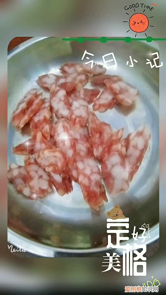 腊肠炒什么菜好吃？搭配这菜堪称一绝，2碗米饭不够吃