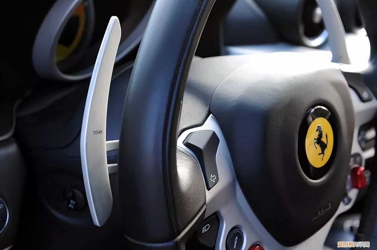 换挡拨片是干什么用的？换挡拨片的作用是什么