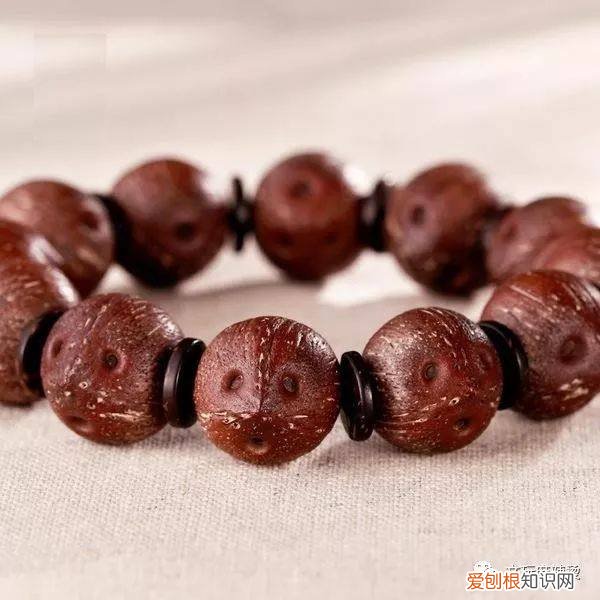 菩提手串有什么寓意？附：几种常见菩提手串寓意及颗数含义