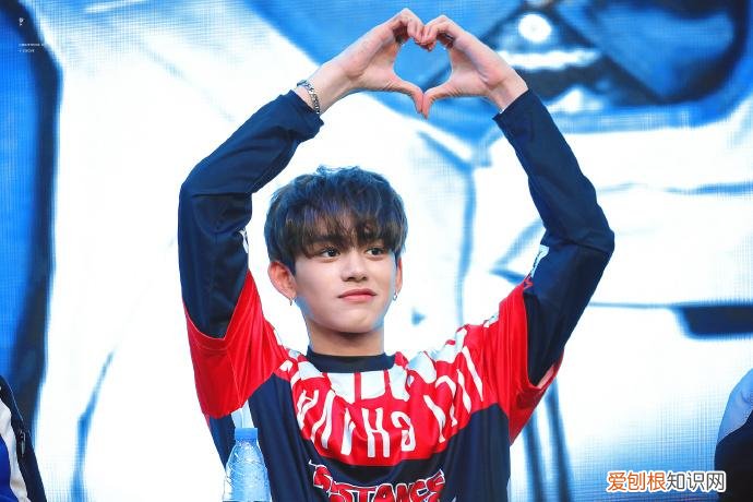 黄旭熙的人设彻底崩塌？黄旭熙出什么事儿了