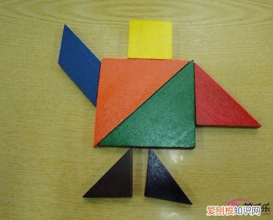 可以拼出1600种以上的图案 七巧板拼图原图有几种拼法