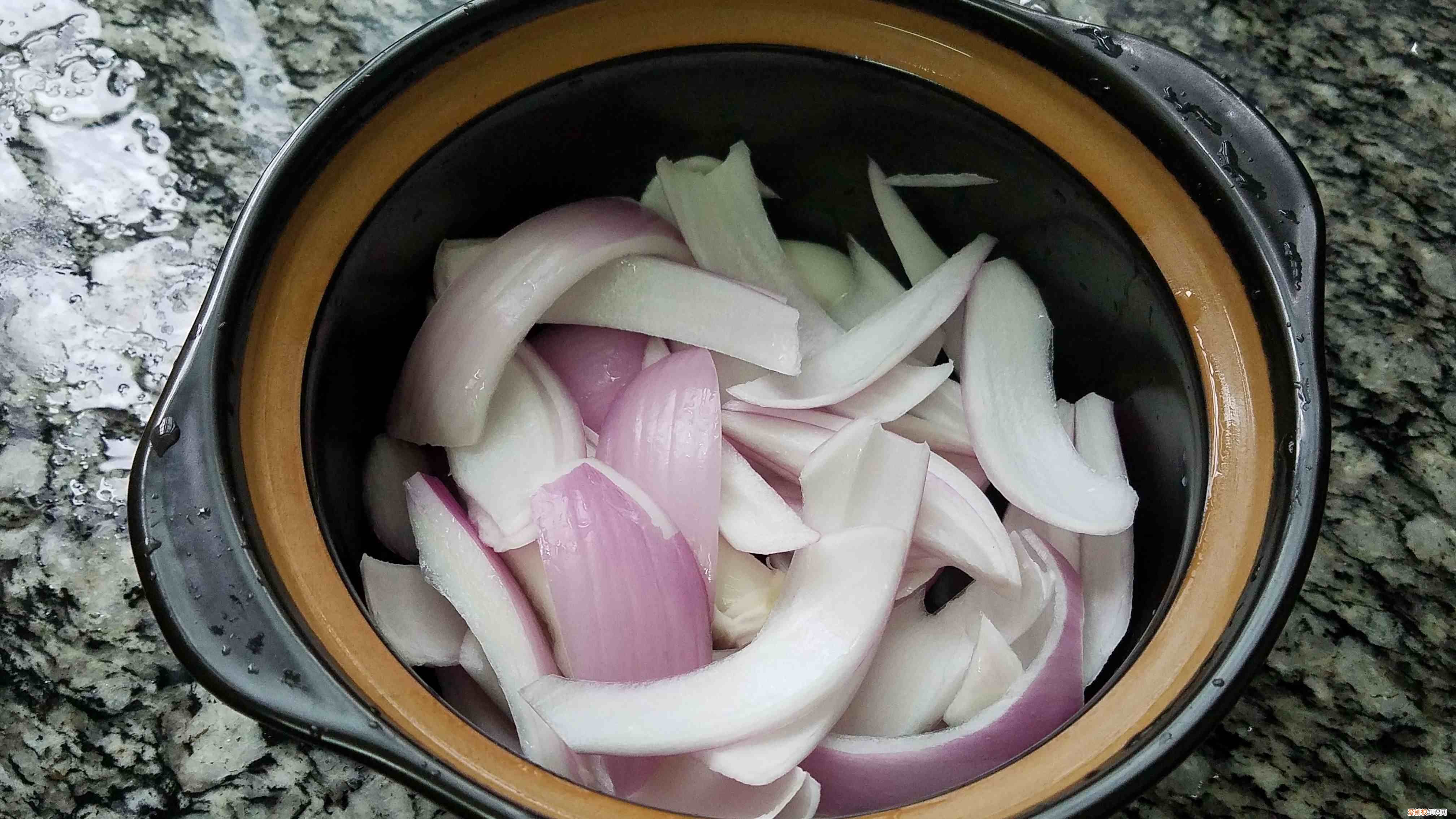 鸭肉又香又好吃的做法 鸭子怎么做好吃