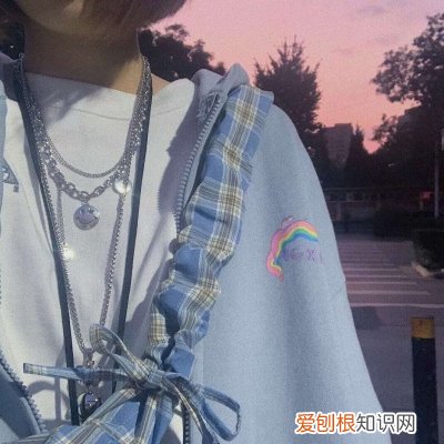 附：想让他主动找你的动态文案 一句话让男人主动联系你