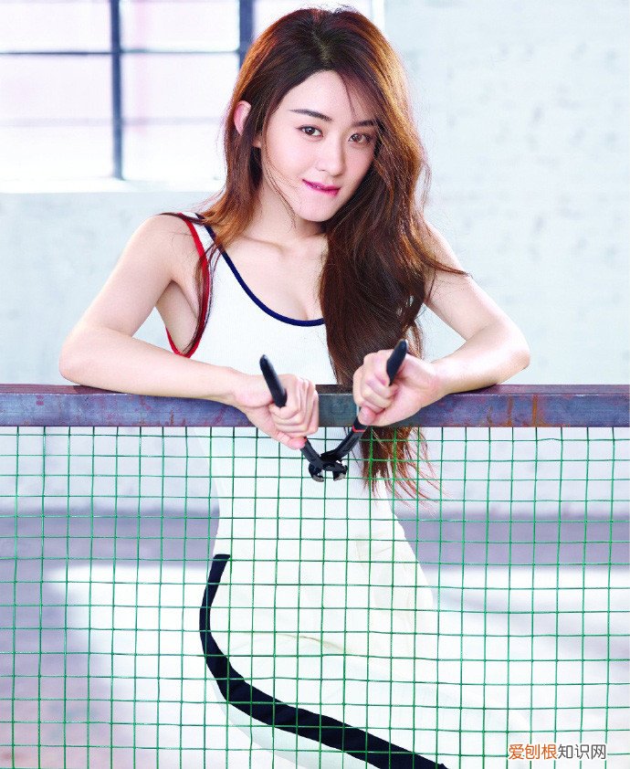 赵丽颖和冯绍峰为什么离的婚 赵丽颖前男友有哪些