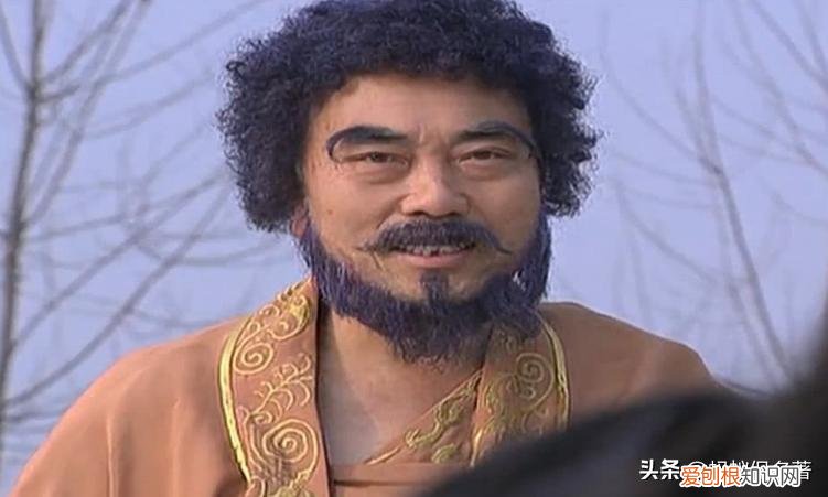 看鸿钧老祖咋说的 太上老君和接引道人打起来，谁更厉害？