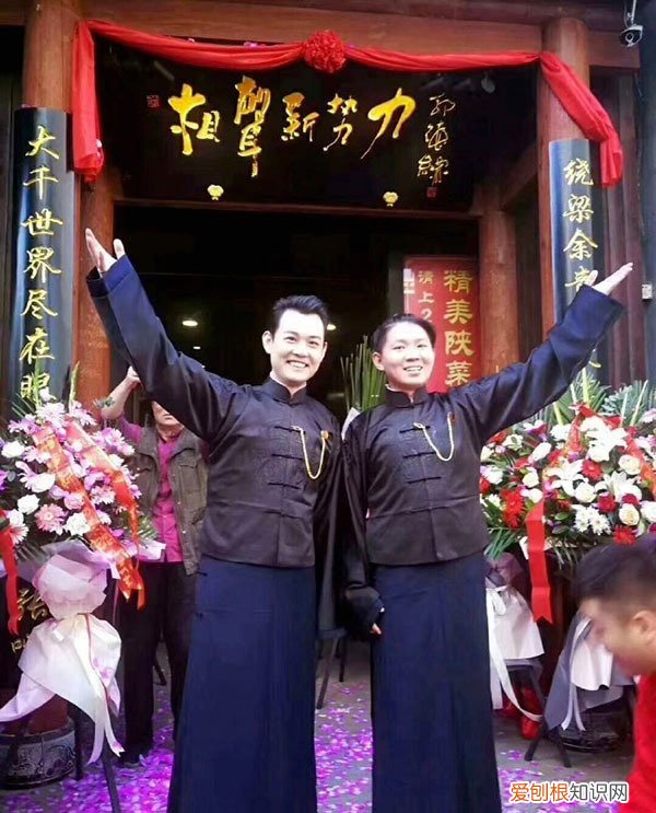 其师傅与郭德纲都是侯耀文弟子 卢鑫玉浩师傅是谁