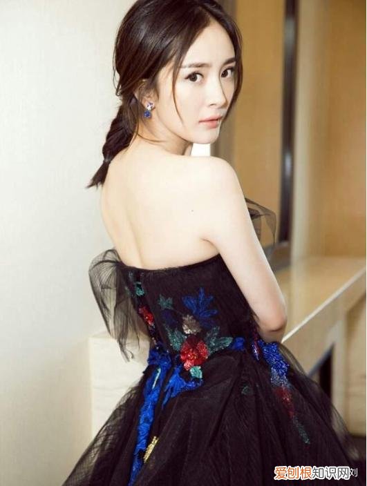 杨幂的421事件到底是什么？大幂幂否认醉酒不雅动作