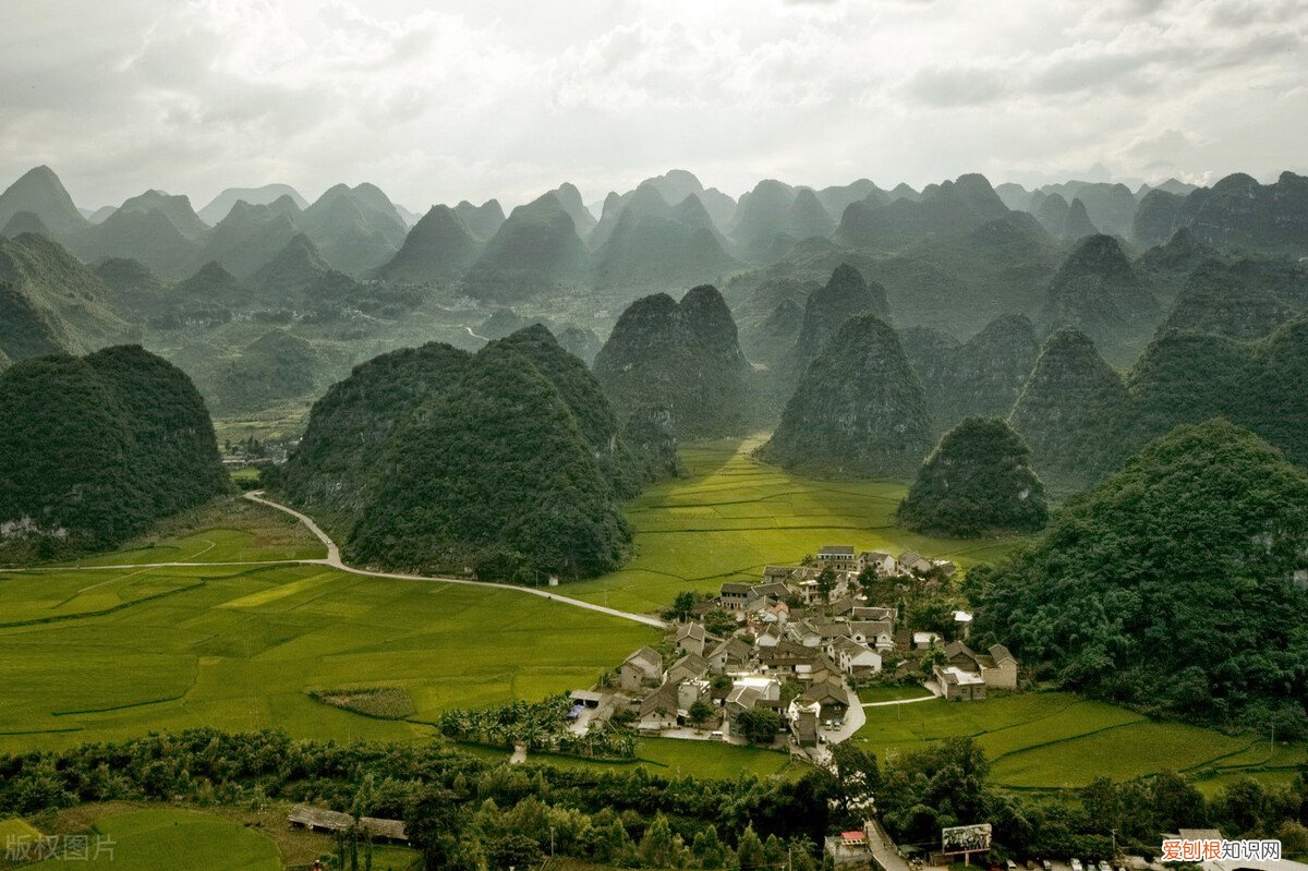 各有特色都值得一去 贵阳必去的五个景点