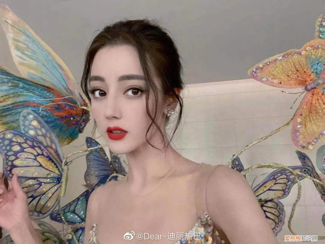 这4款超显脸小，堪比换头 鹅蛋脸适合什么刘海