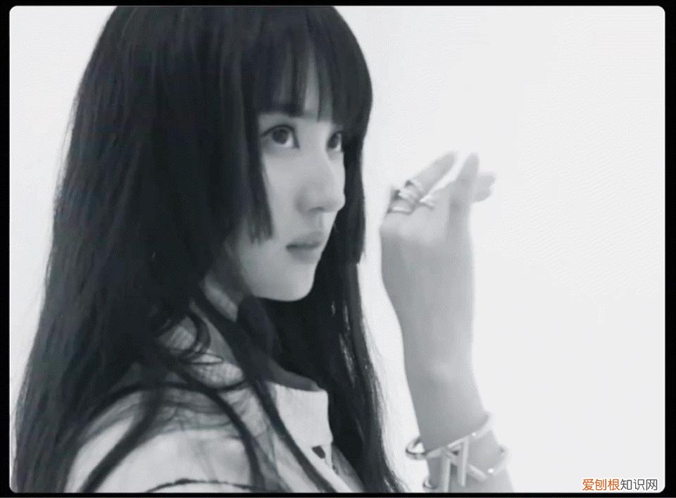 这4款超显脸小，堪比换头 鹅蛋脸适合什么刘海