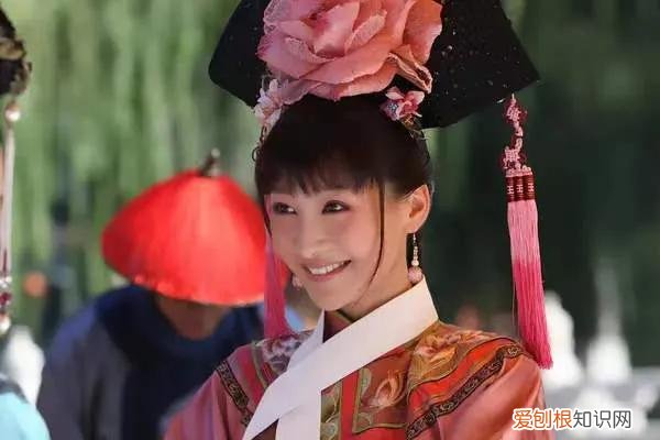 这4款超显脸小，堪比换头 鹅蛋脸适合什么刘海