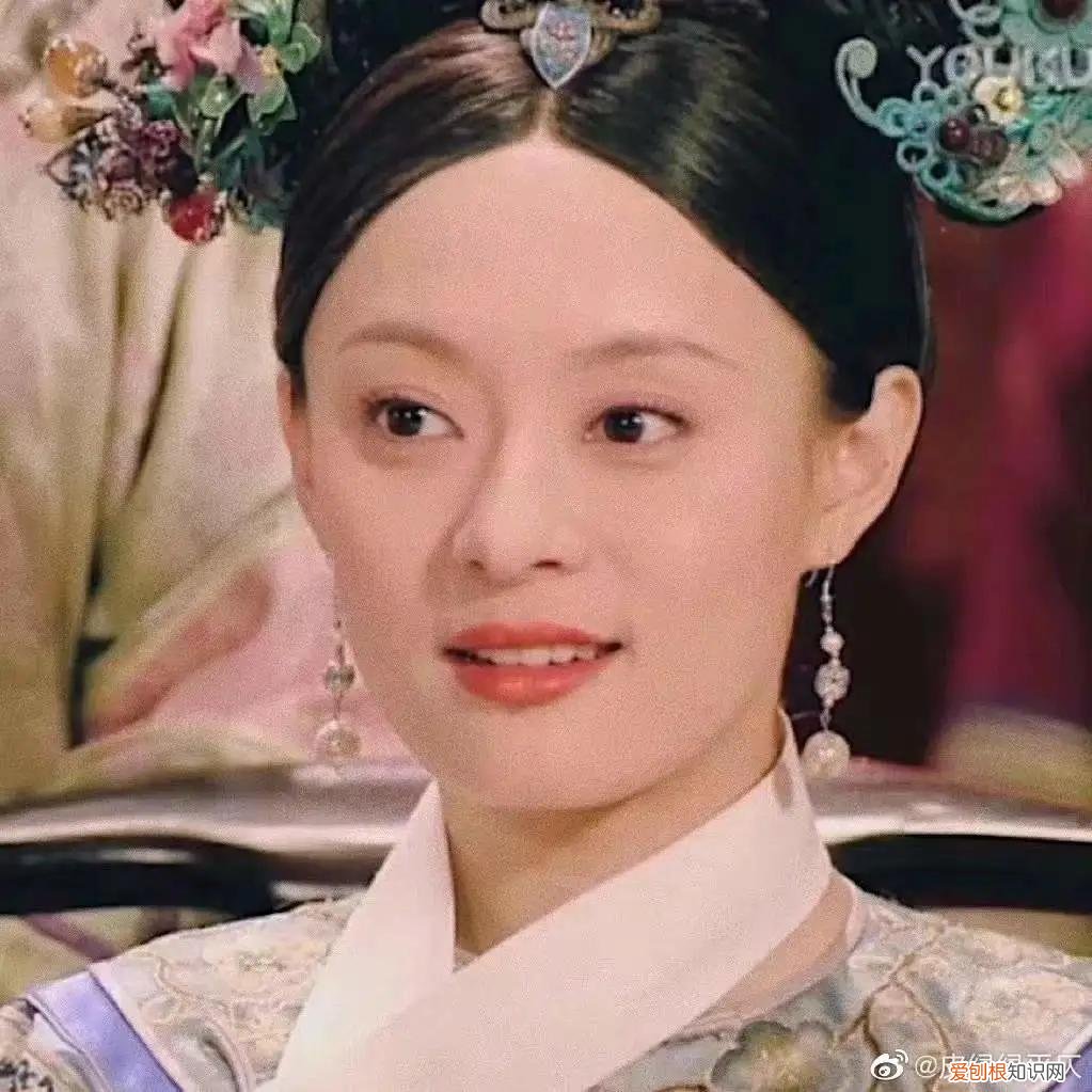 这4款超显脸小，堪比换头 鹅蛋脸适合什么刘海