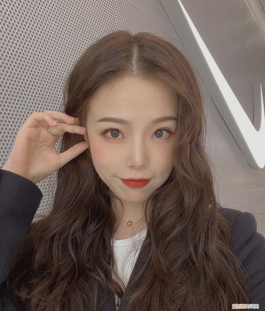 头发少怎么增加发量？8个方法让头发变浓密