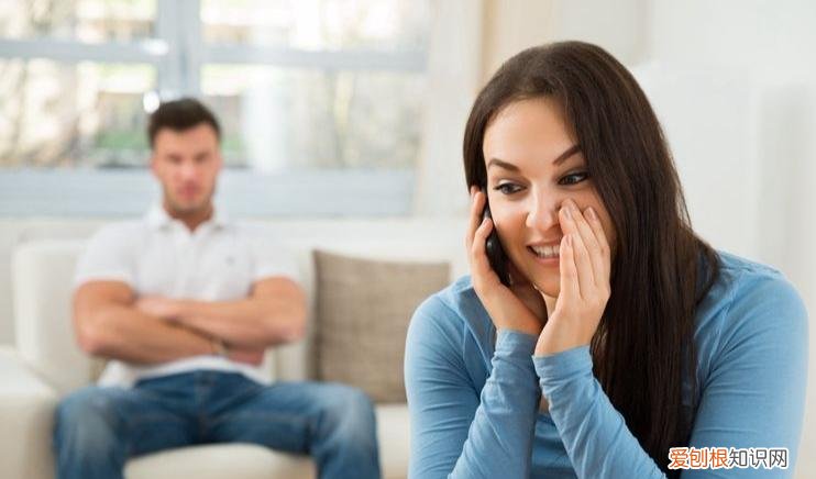 中三条就别再留恋了 女人出轨后的15个特征