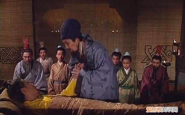 诸葛亮是个什么样的人?演义中被传得神乎其神