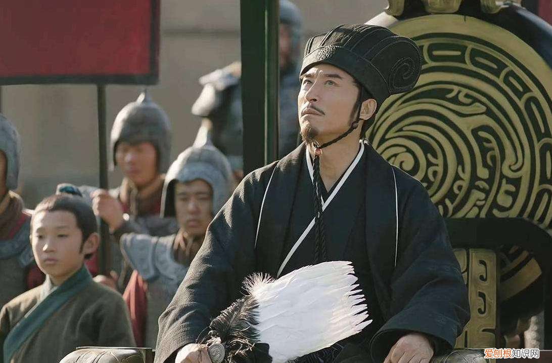 诸葛亮是个什么样的人？演义中被传得神乎其神