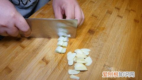 西葫芦怎么炒才好吃?图解:西葫芦最受欢迎的做法