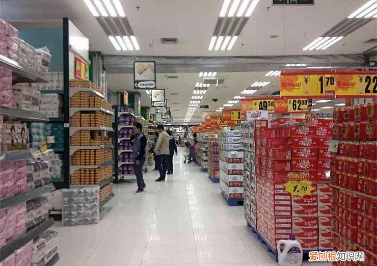 大型超市不断关停，有哪些原因? 大超市为什么都在倒闭