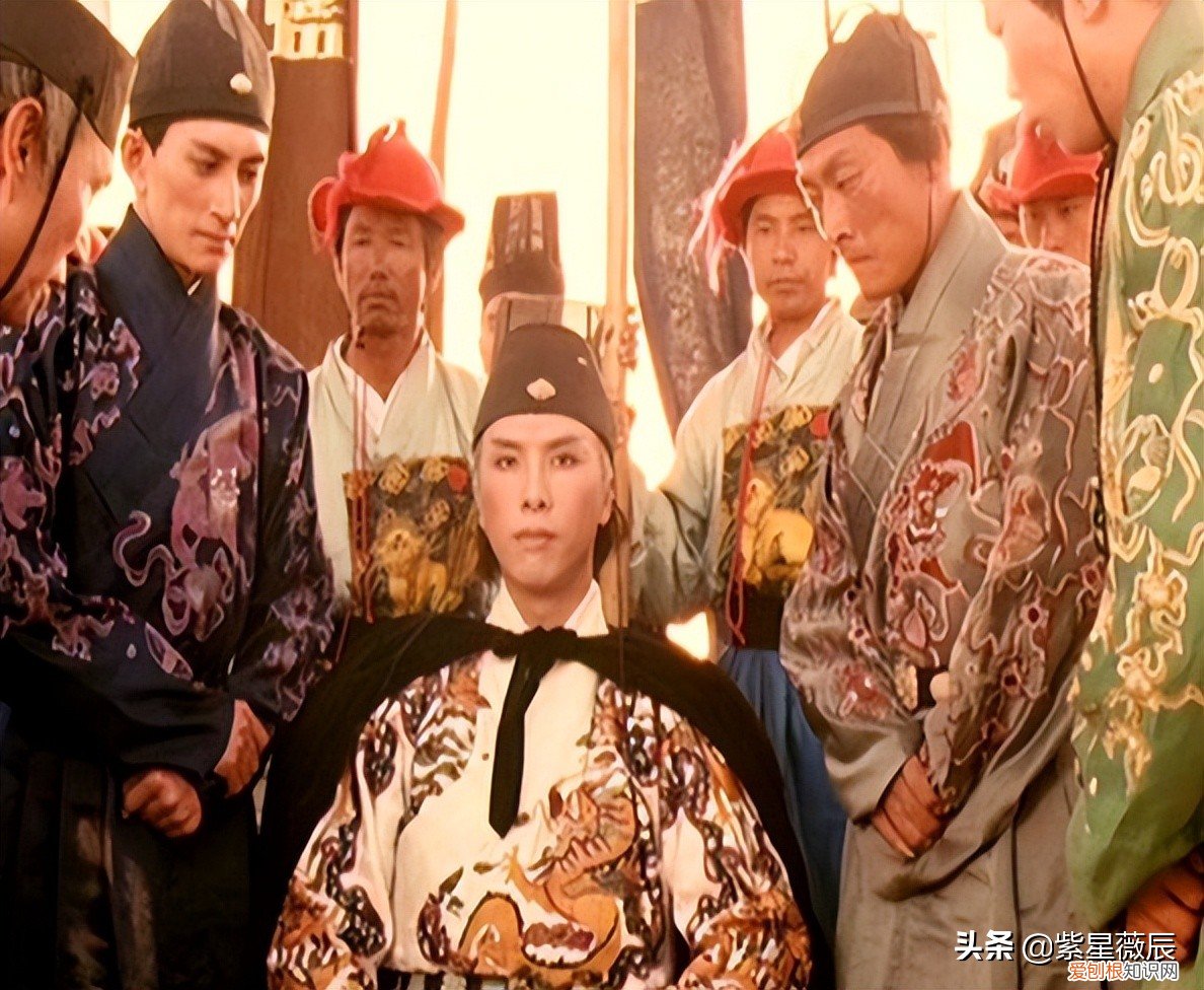 把皇帝都吓到桌子底下 中国最诡异的一天