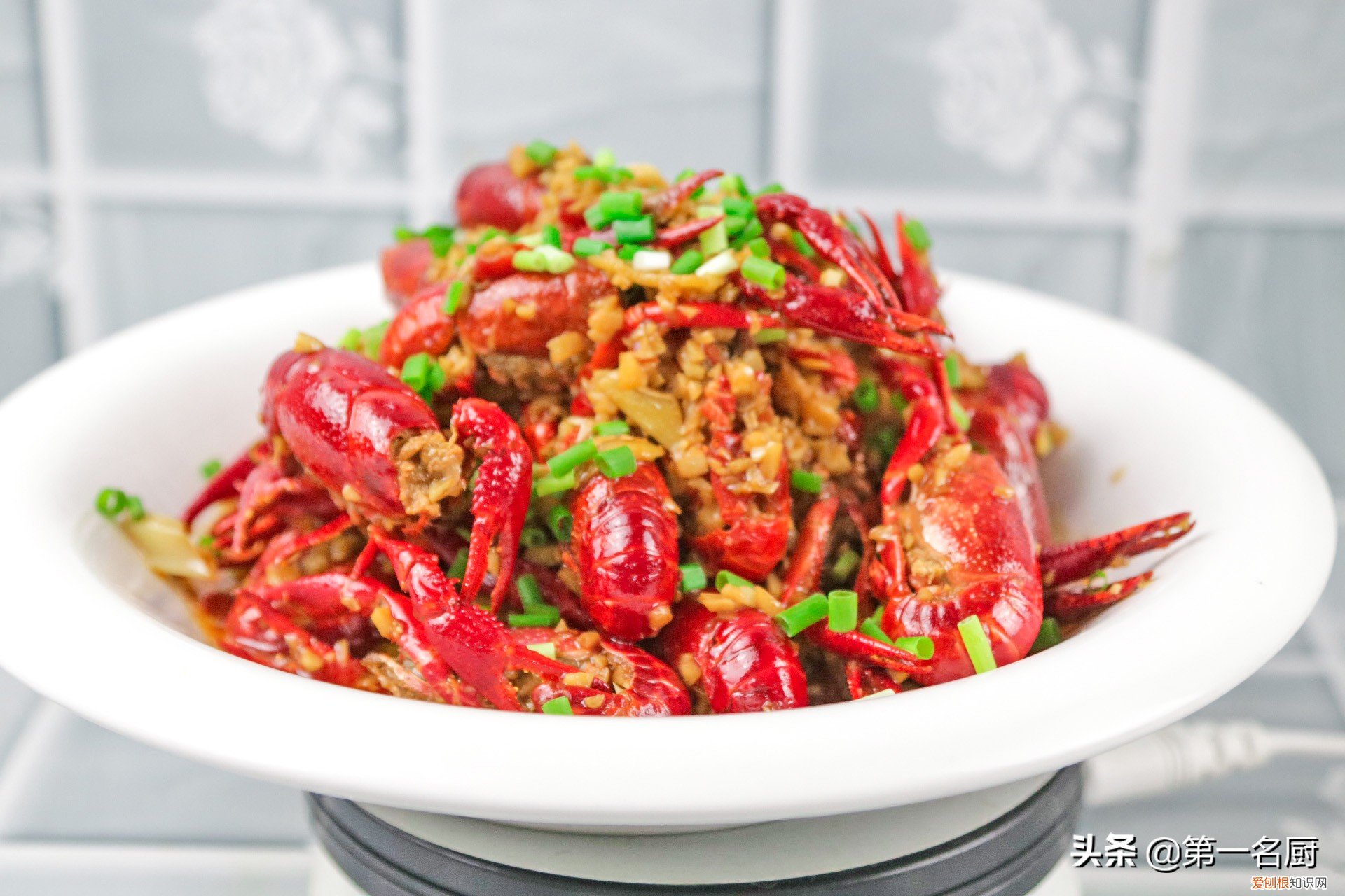 蒜蓉小龙虾怎么做?大厨详细讲解,新手一学就会