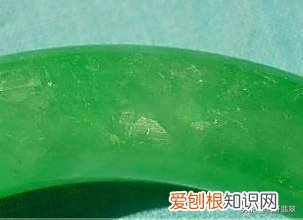 怎样鉴别翡翠？拥有这5个特征的翡翠才是天然A货