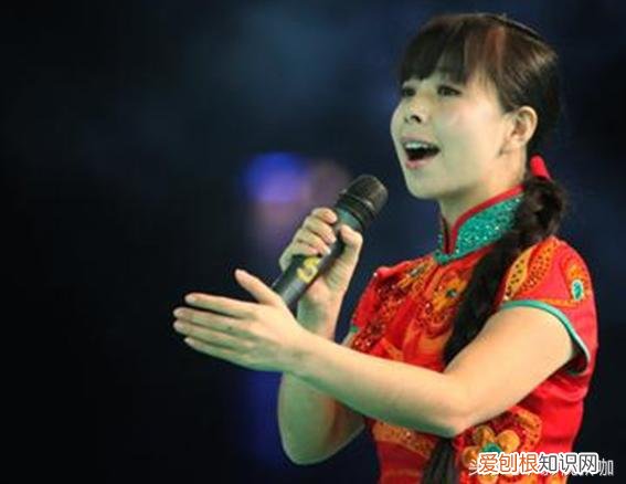 小孙浩是流浪歌手吗？曾冒充流浪歌手，被韩红炮轰滚下去