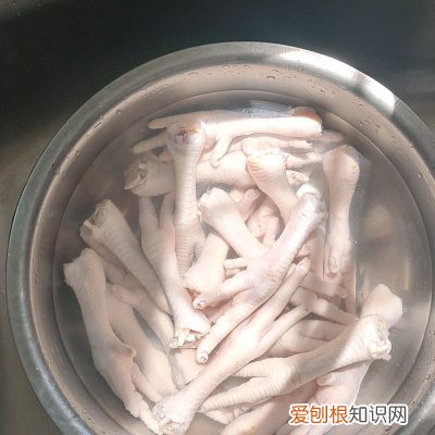 柠檬鸡爪的家常做法，简单快捷又好吃 柠檬鸡爪制作方法