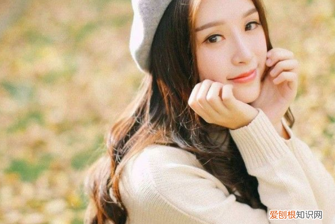 就会有这些举动，装不出来 爱一个人的表现