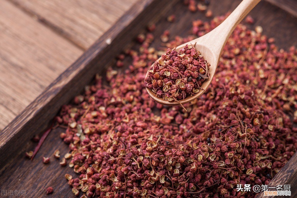 教你1招，排骨鲜嫩入味 排骨怎么炖才好吃呢又嫩又香呢