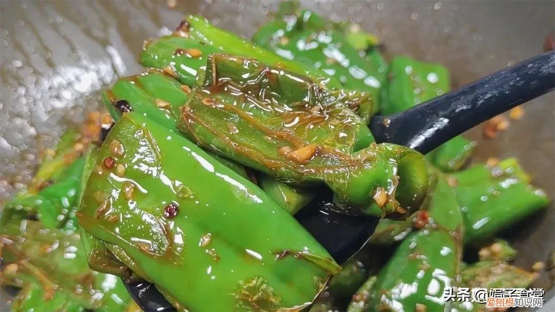 大厨教你虎皮青椒的正确做法 虎皮青椒的制作方法