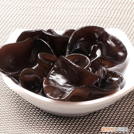 木耳泡多久就不能吃了？建议控制在4小时以内