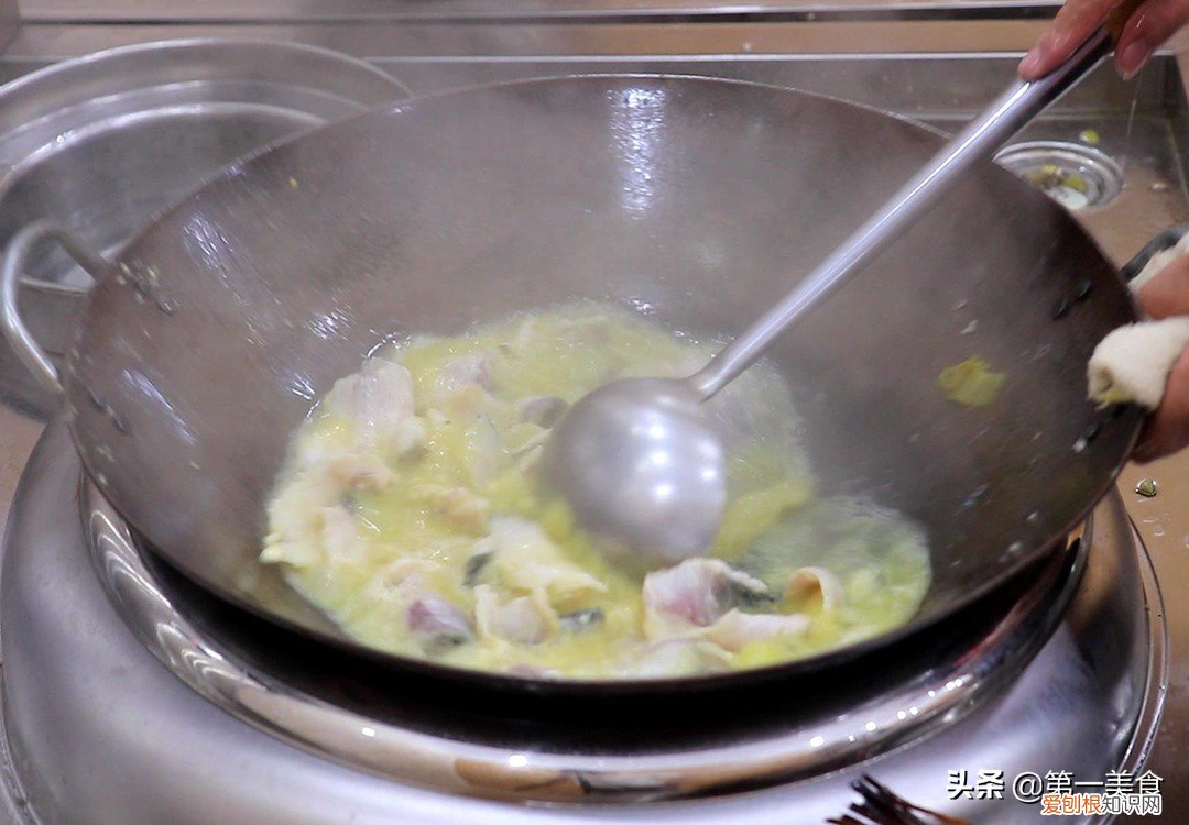 酸菜鱼怎么样做？酸菜鱼最简单好吃的做法