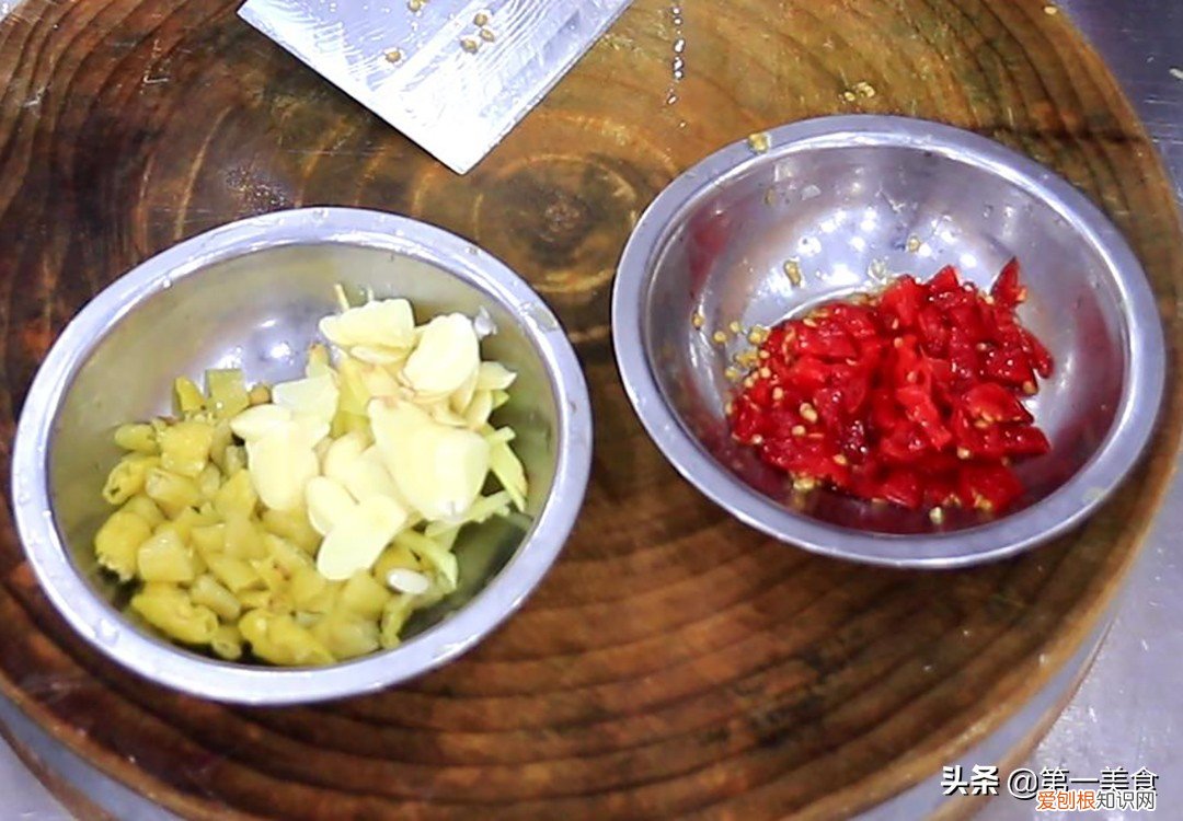 酸菜鱼怎么样做？酸菜鱼最简单好吃的做法