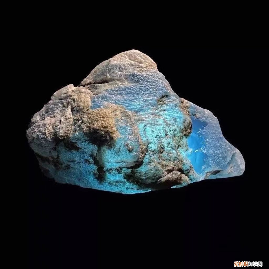 “翡翠原石”一般出现在什么地方 哪有翡翠原石？