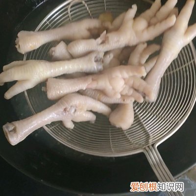 附：家常做法，简单快捷又好吃 柠檬鸡爪制作方法