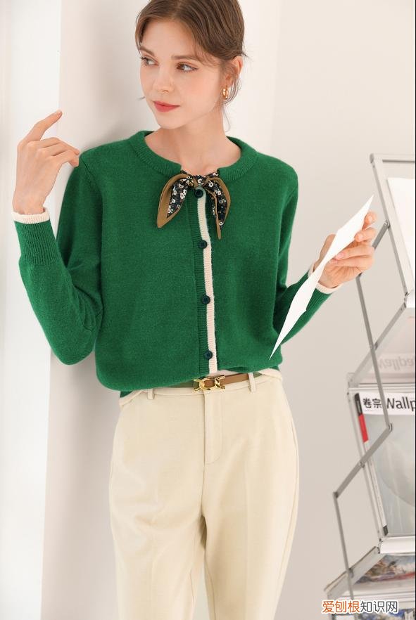 绿色配什么颜色好看？掌握这6个穿搭公式，轻松搭配