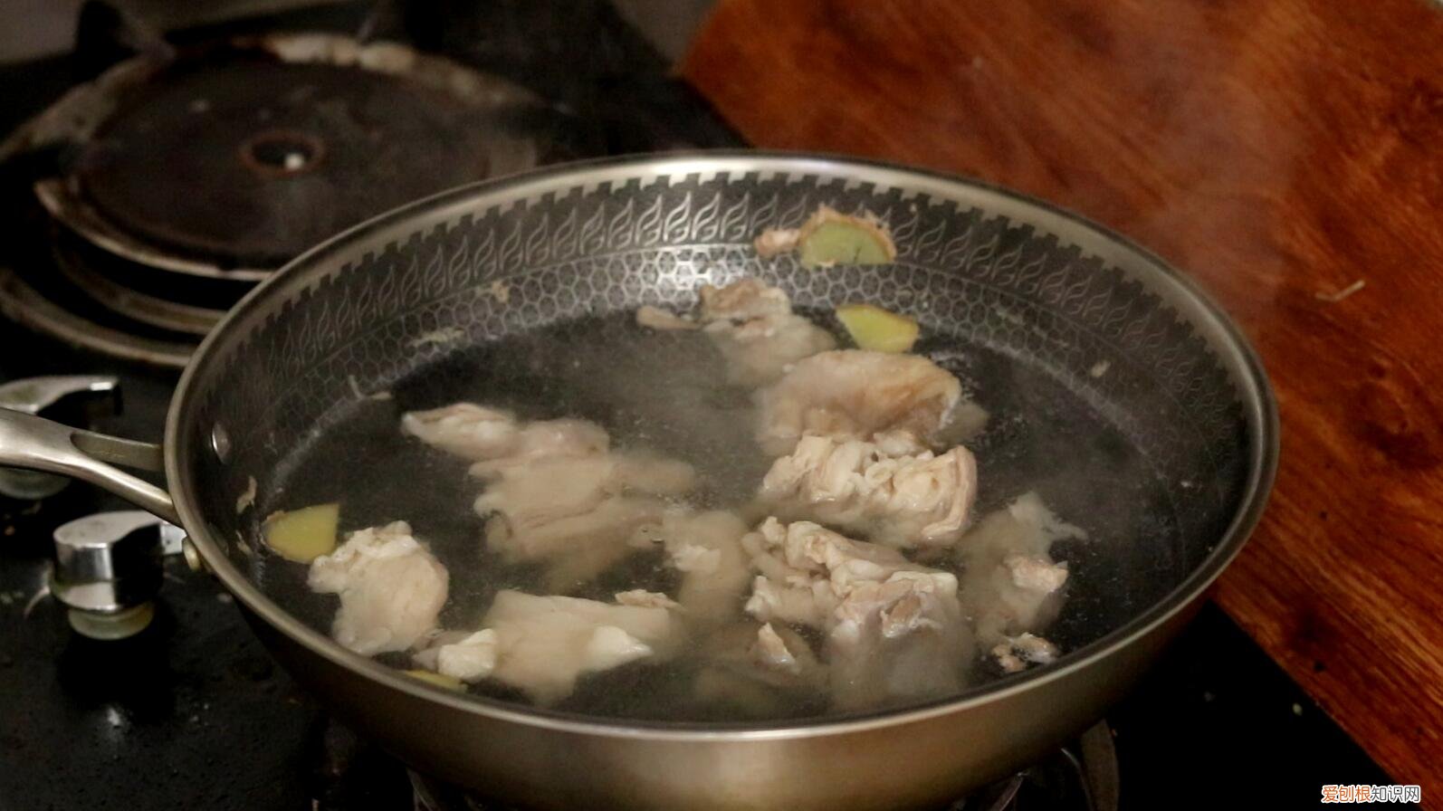 只放4种料就够了 炖羊肉都需要哪些调料