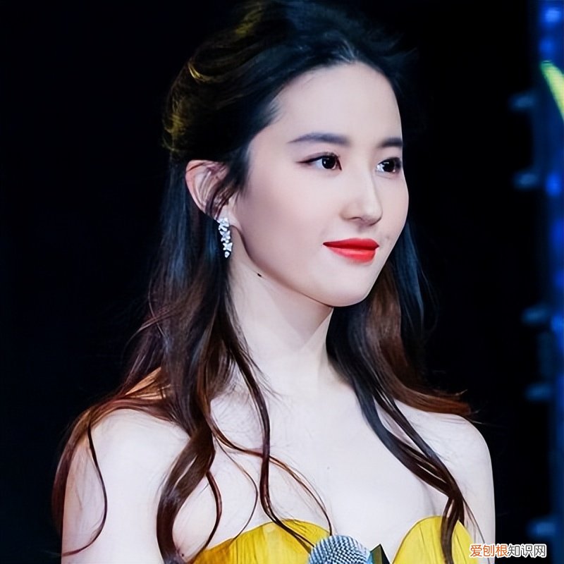 刘亦菲一直受美国籍困扰 刘亦菲国籍是哪国人