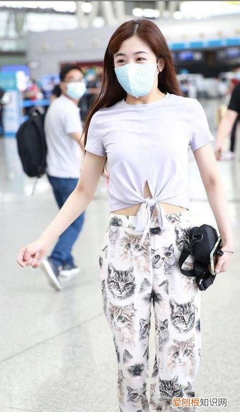 张含韵身高162素颜好嫩啊 张含韵真实身高多少