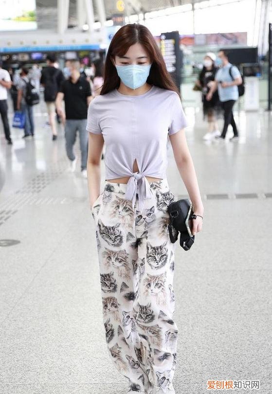 张含韵身高162素颜好嫩啊 张含韵真实身高多少