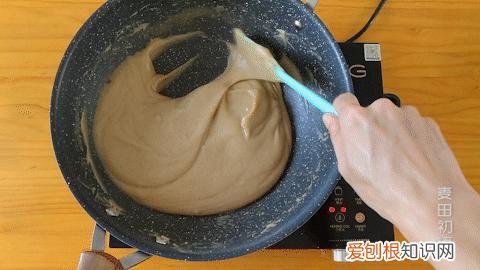 原料简单很容易学会 莲蓉馅是什么材料做的