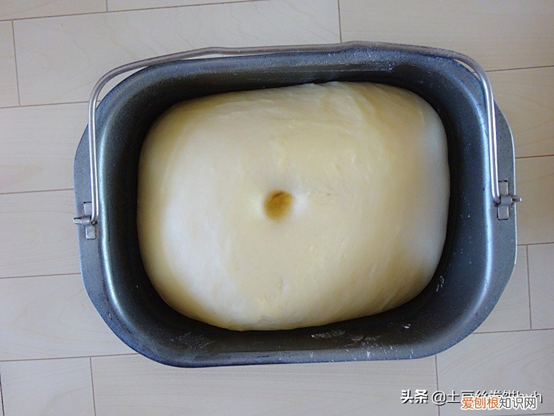 用这个方法做，面包暄软醇香 面包的做法家庭做法详解