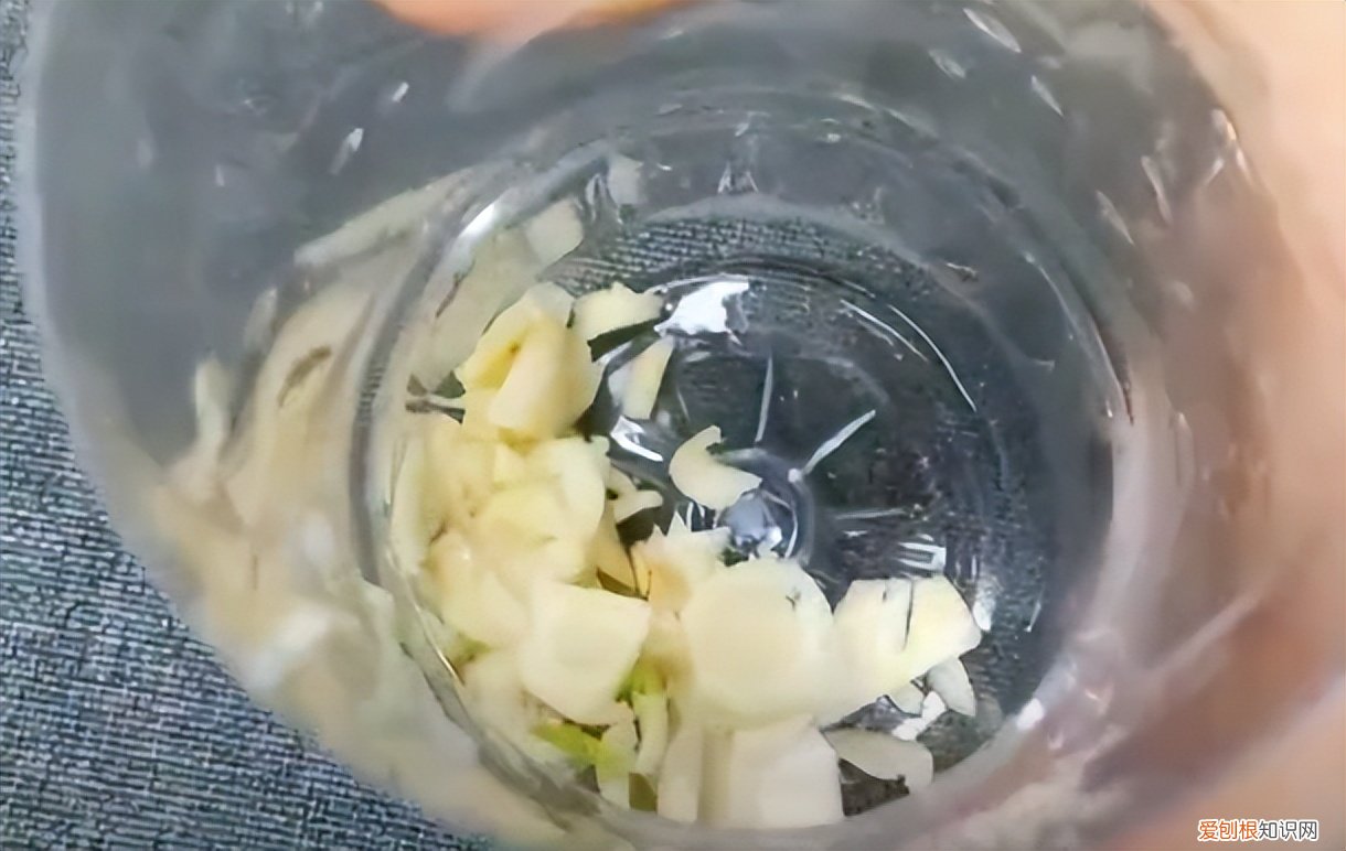 蟑螂会靠近熟睡的人吗？分享1个蟑螂消灭最彻底的妙招