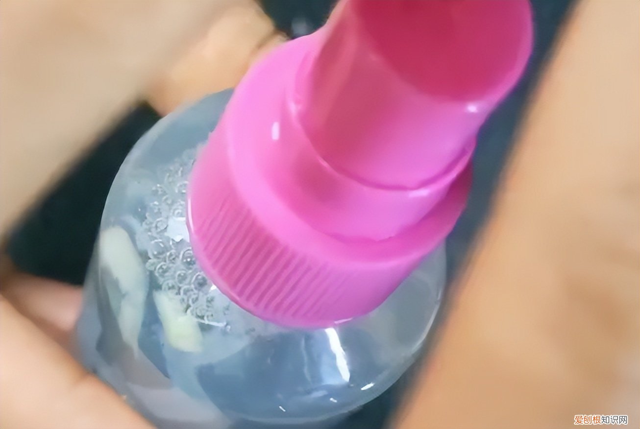 蟑螂会靠近熟睡的人吗？分享1个蟑螂消灭最彻底的妙招