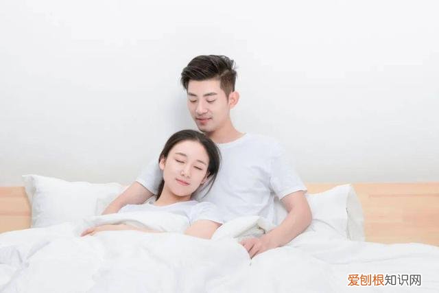 男生喜欢压女生身上是什么意思呢？爱是装不出来的