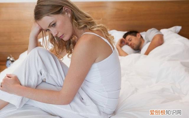 男生喜欢压女生身上是什么意思呢？爱是装不出来的