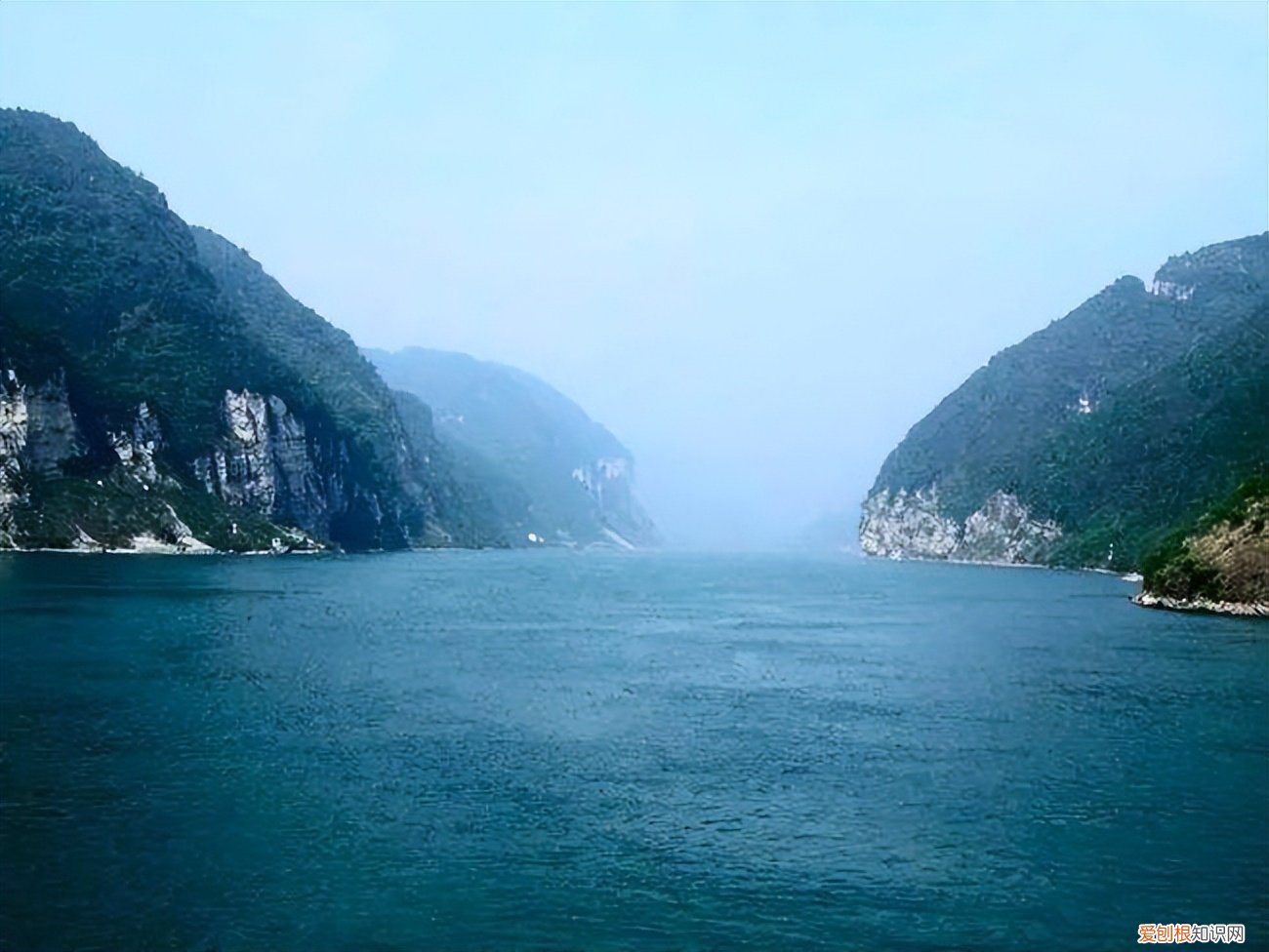 长江源头在哪里？长江有三源，最长和水量最大者不是它